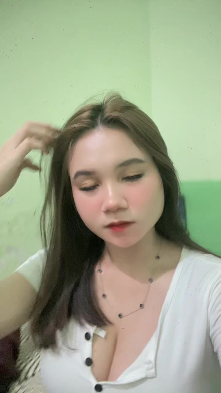 @Wilona