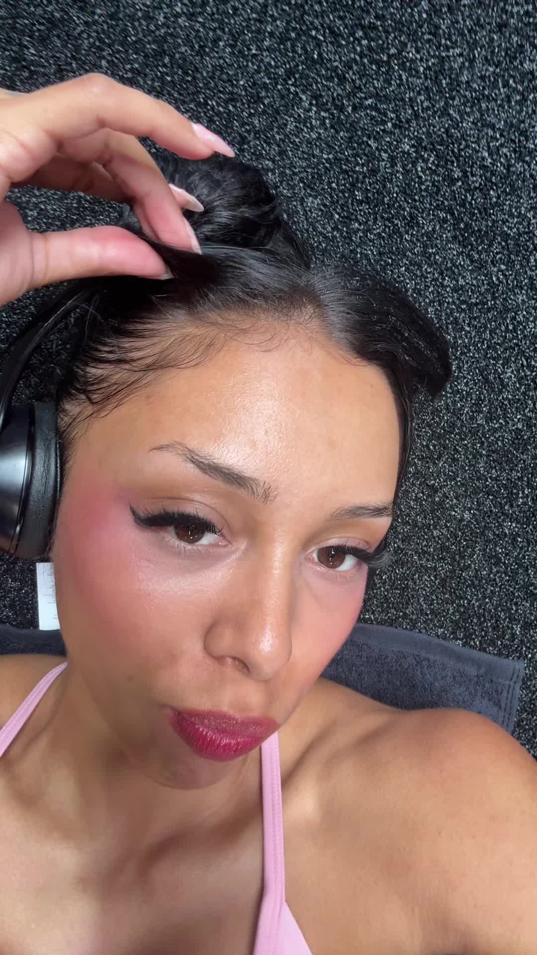 @Nikki