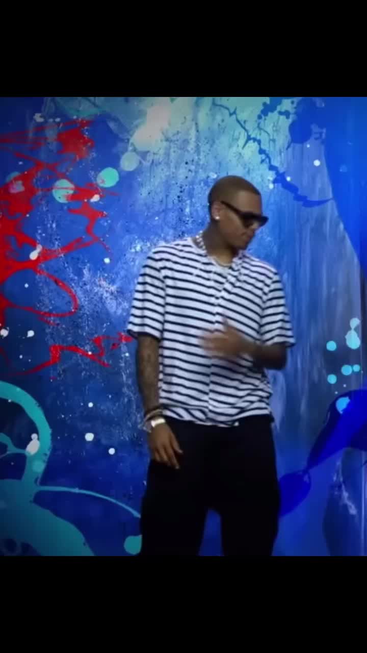 @IM NOT CHRIS BROWN