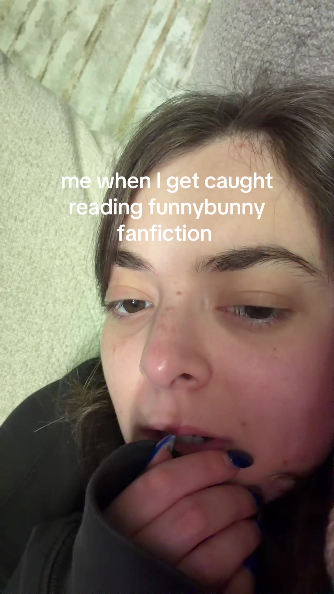 @Ava