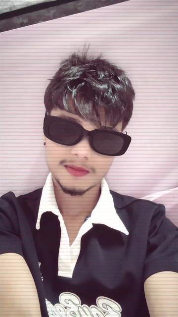 @👑Mohan paswan🇳🇵❤️🇦🇪