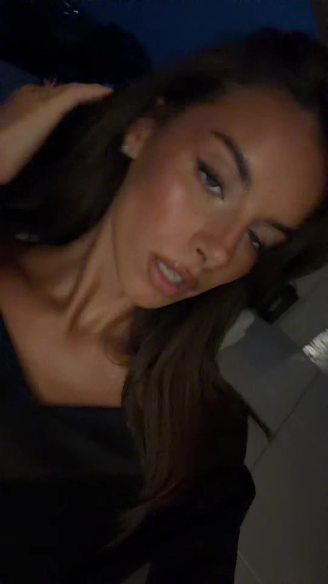 @F.