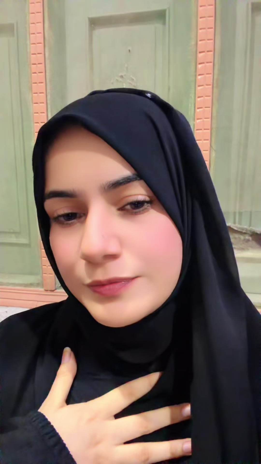 @انعم