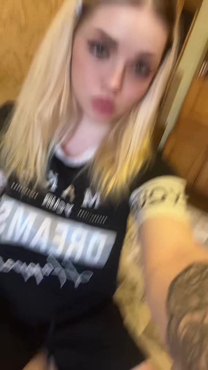 @Vika_viktori