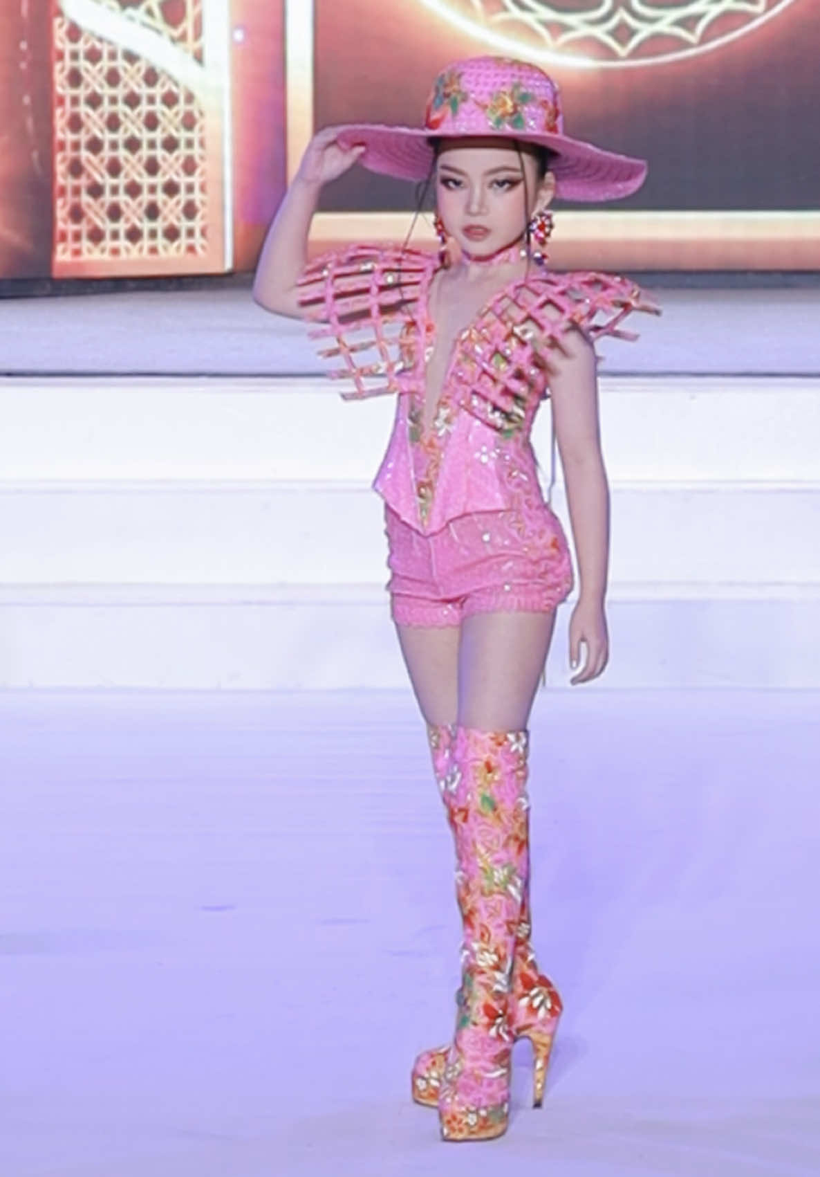 @น้องขนมปังมินิพราวศรีสะเกษ
