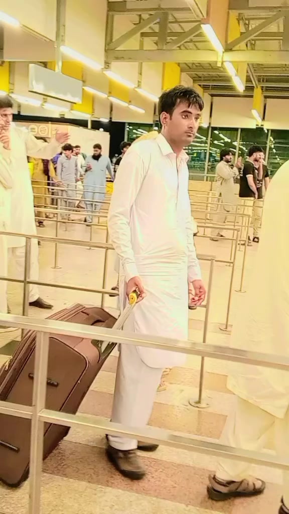 @ᴹʳJ𝐢𝐛𝐫𝐚𝐧 𝐦𝐚𝐧i arain ⚜️
