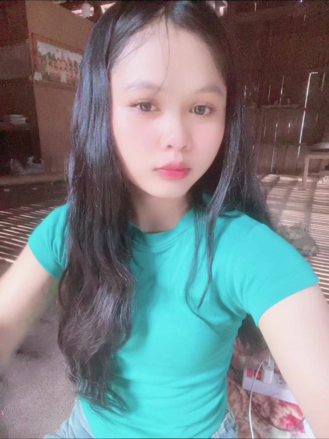 @Moeww🍅