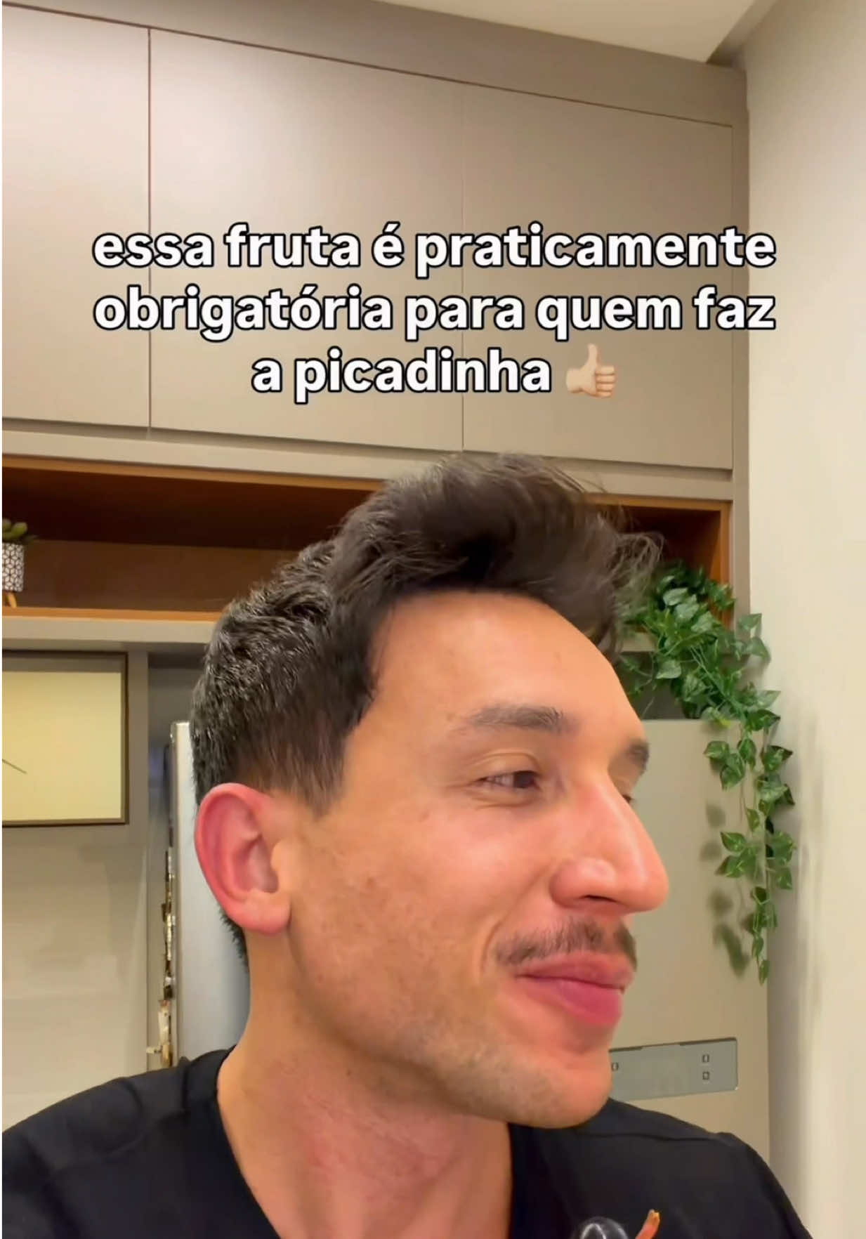 @jhones carneiro m&eacute;dico