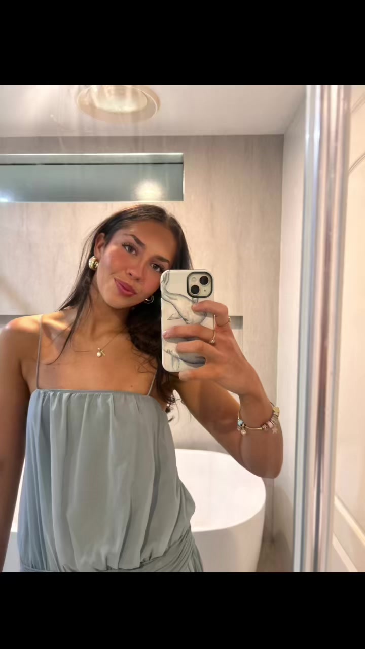 @ALICIA 🔥