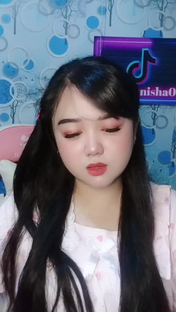 @Dewidanisha03🇮🇩