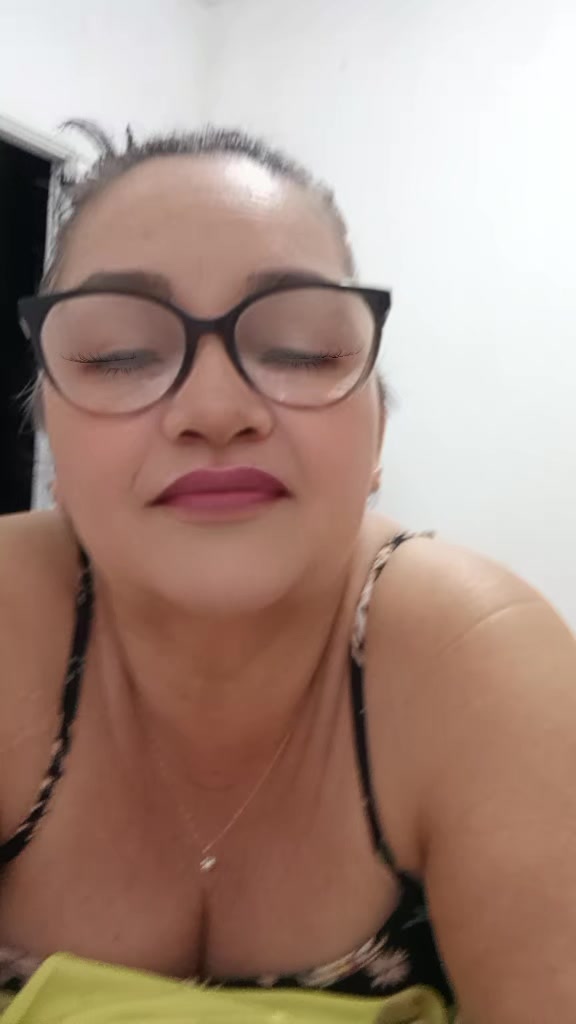 @Carmelita Rodrigues Oficial 😘
