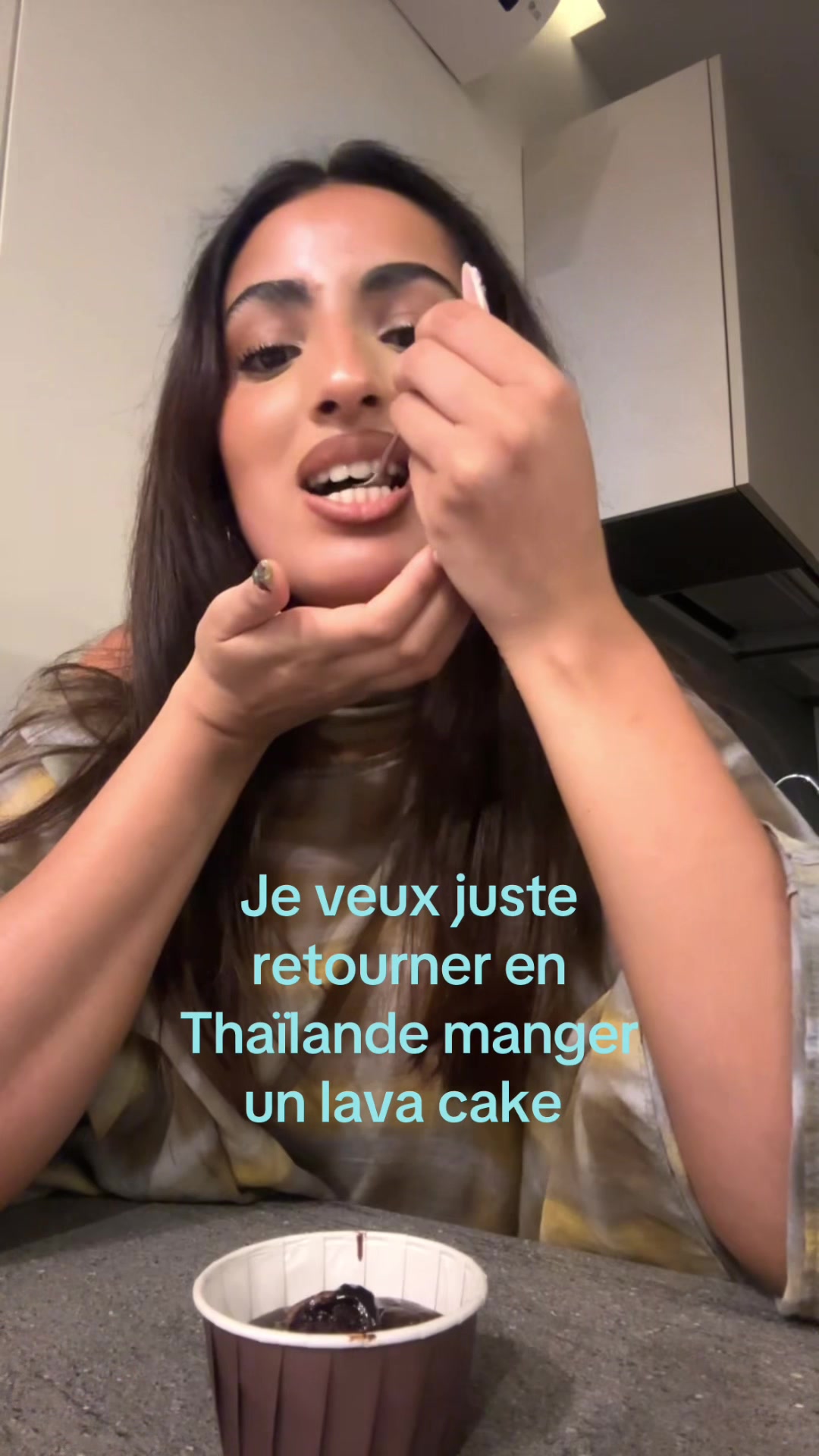 @Adjé