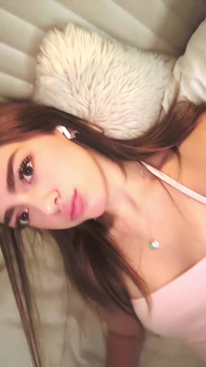 @evie_droz