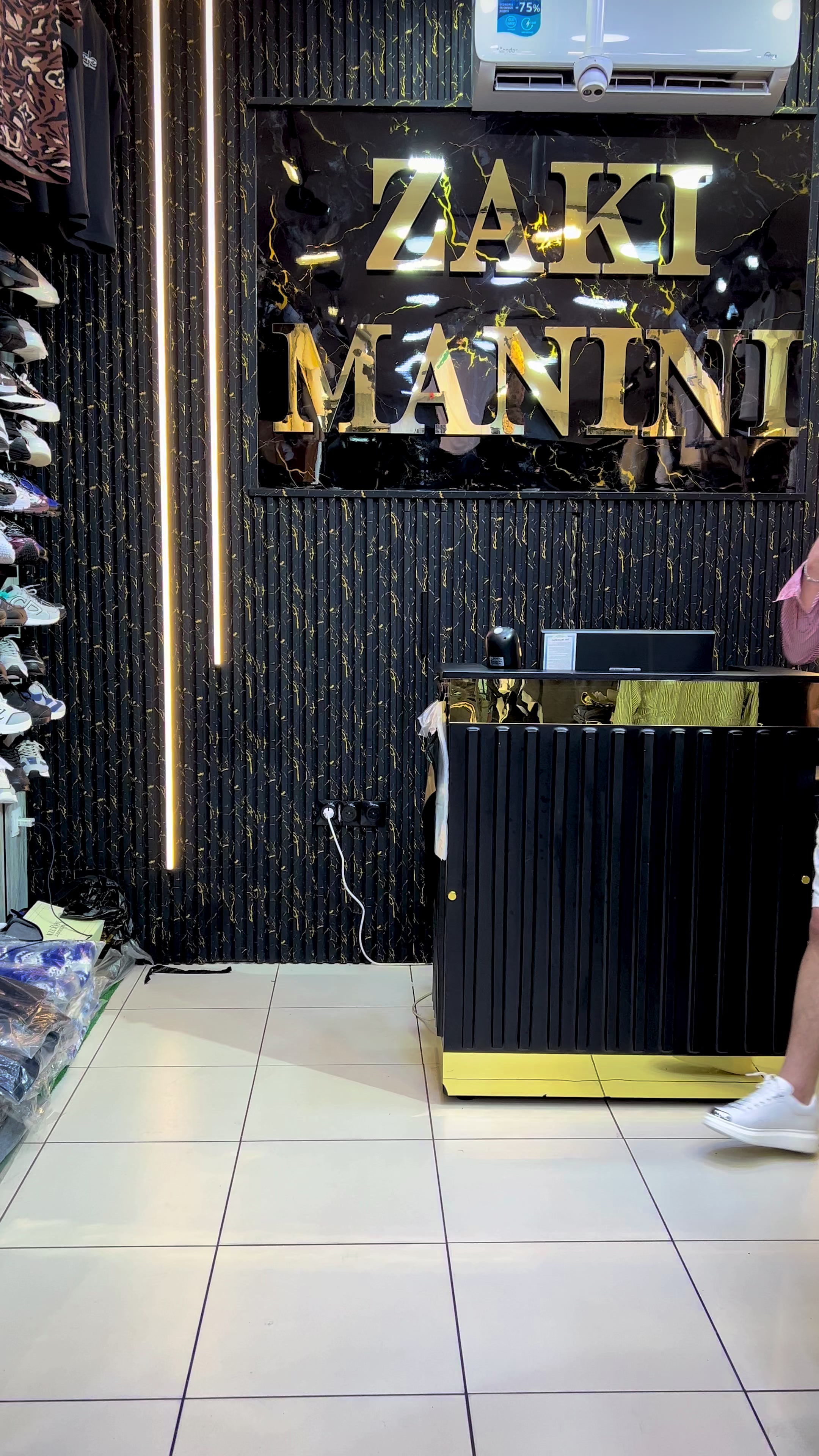 @Zaki Manini ๐ฑ
