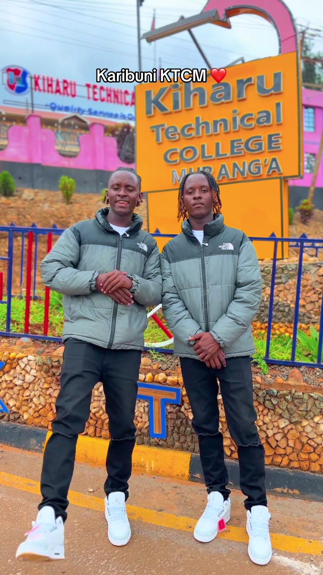 @Twinstars Africana🇰🇪