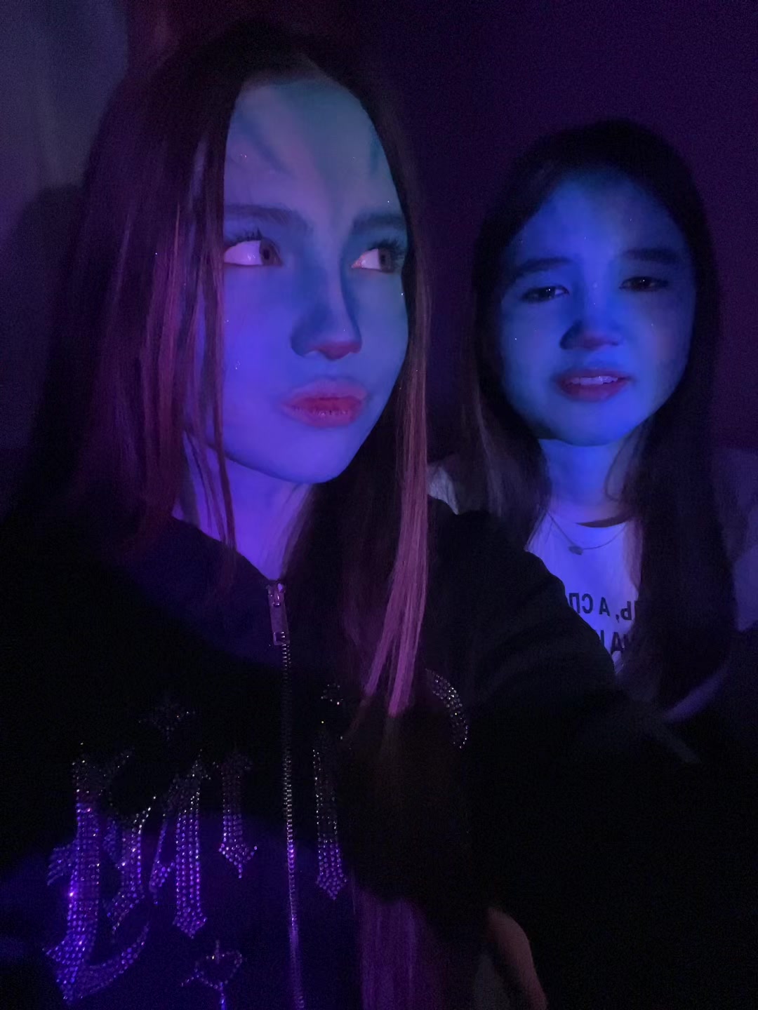 @𝐴𝑦𝑙𝑖𝑛𝑘𝑠