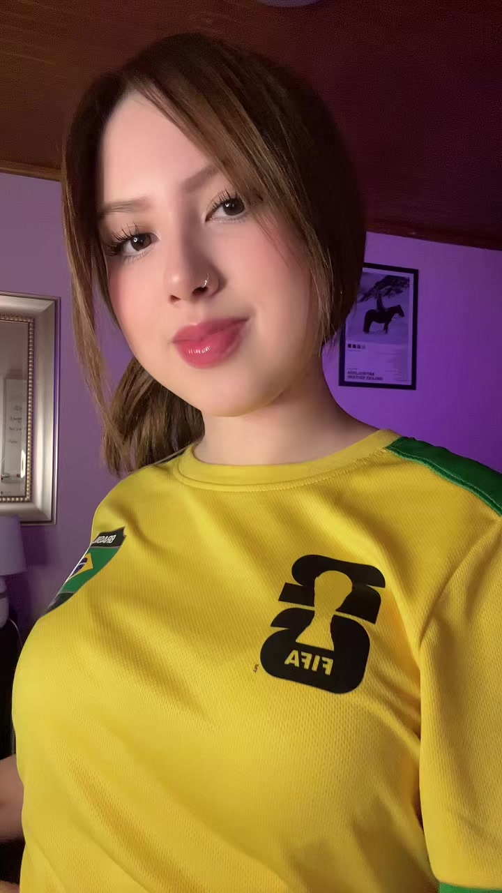@𝑝𝑎𝑢𝑙𝑎 𝑎𝑛𝑑𝑟𝑒𝑎