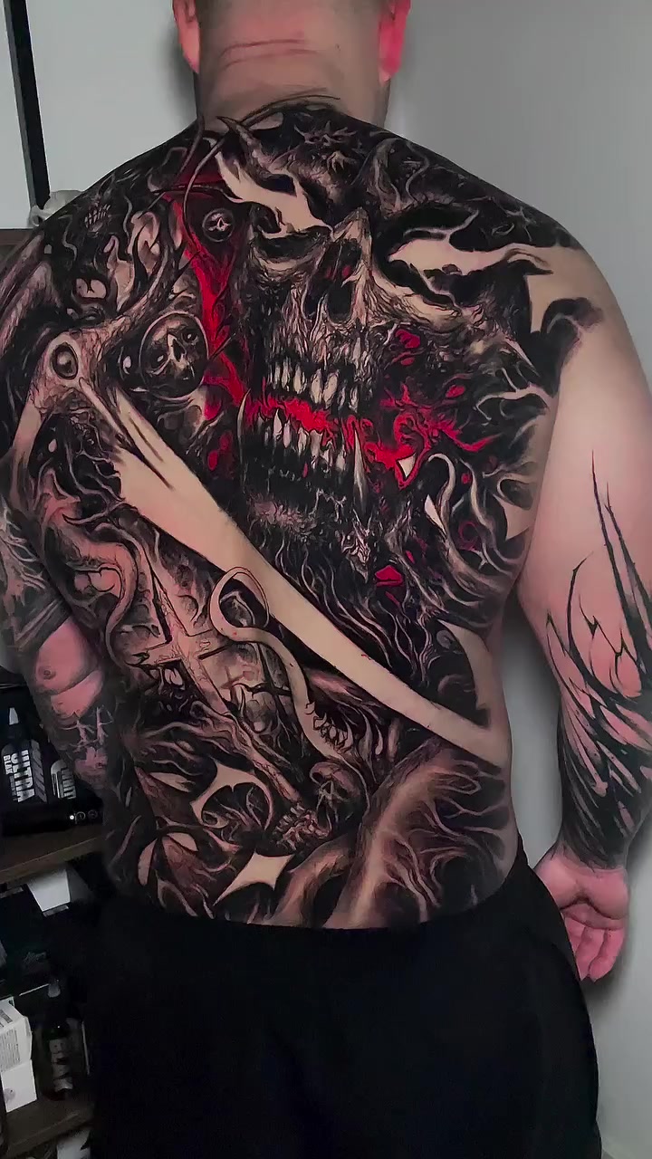 @TATTOO MASTER