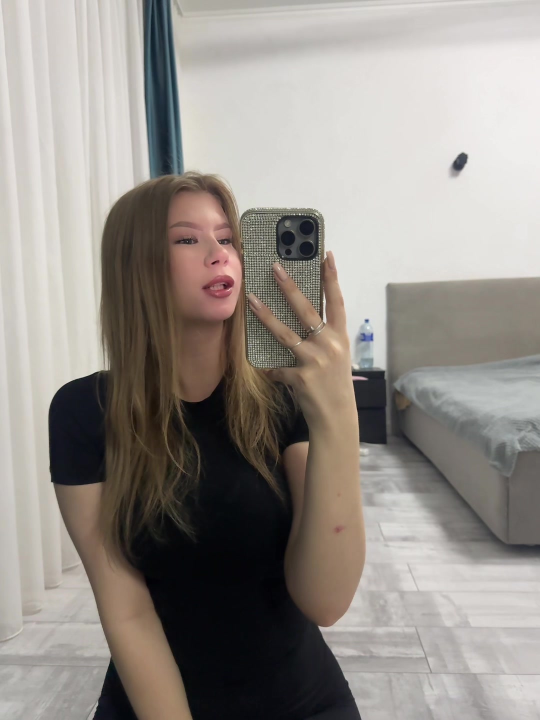 @Виктория