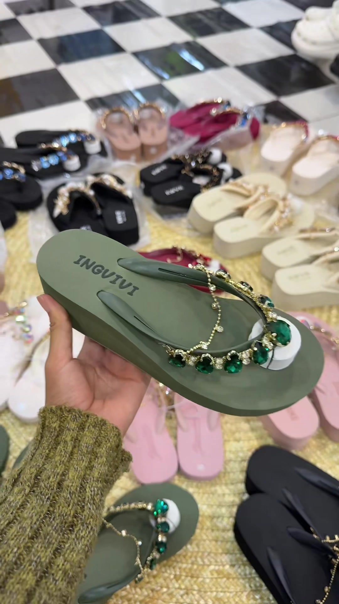 @TBH Sneakers&Shoes Store