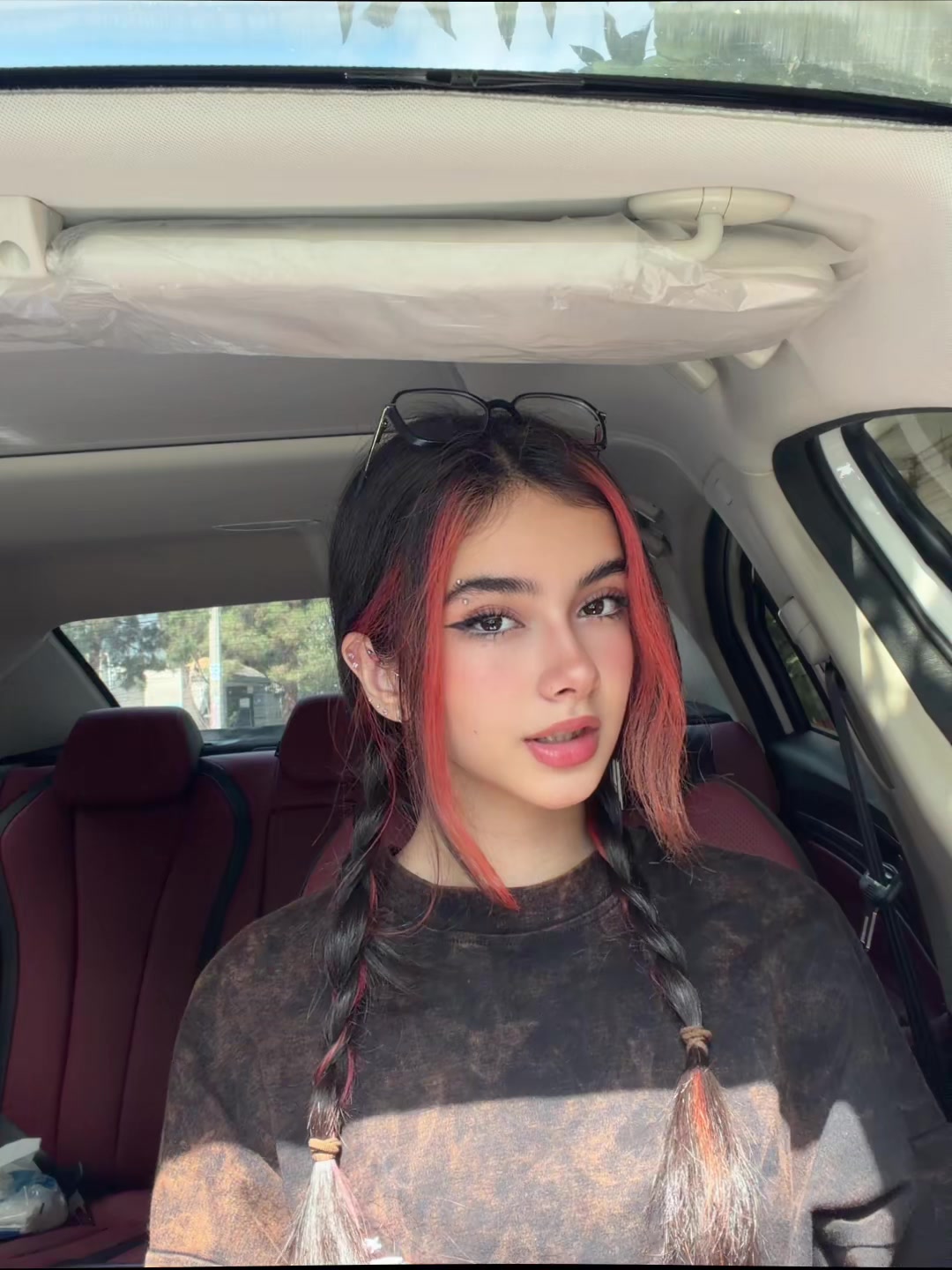 @elena