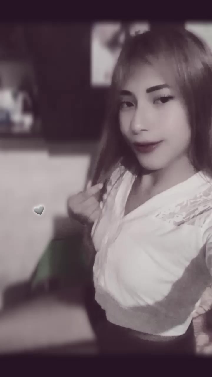 @flakitha🦋