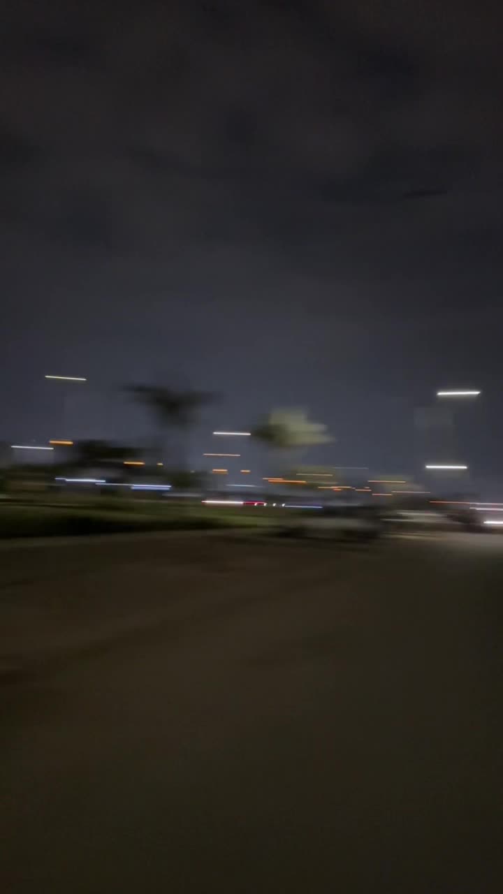 @شَ