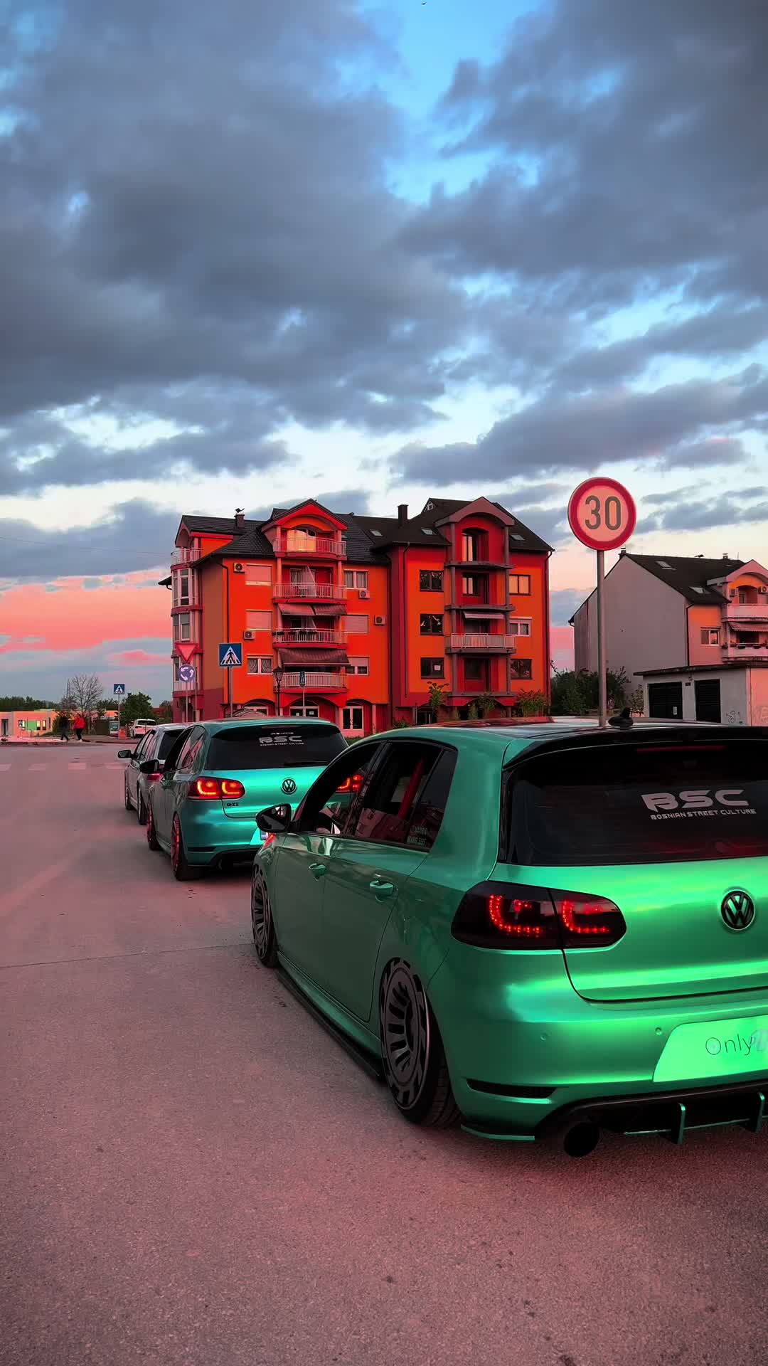 @MK6_555