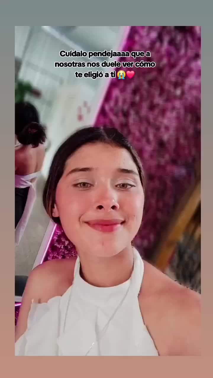 @Nallely🍒