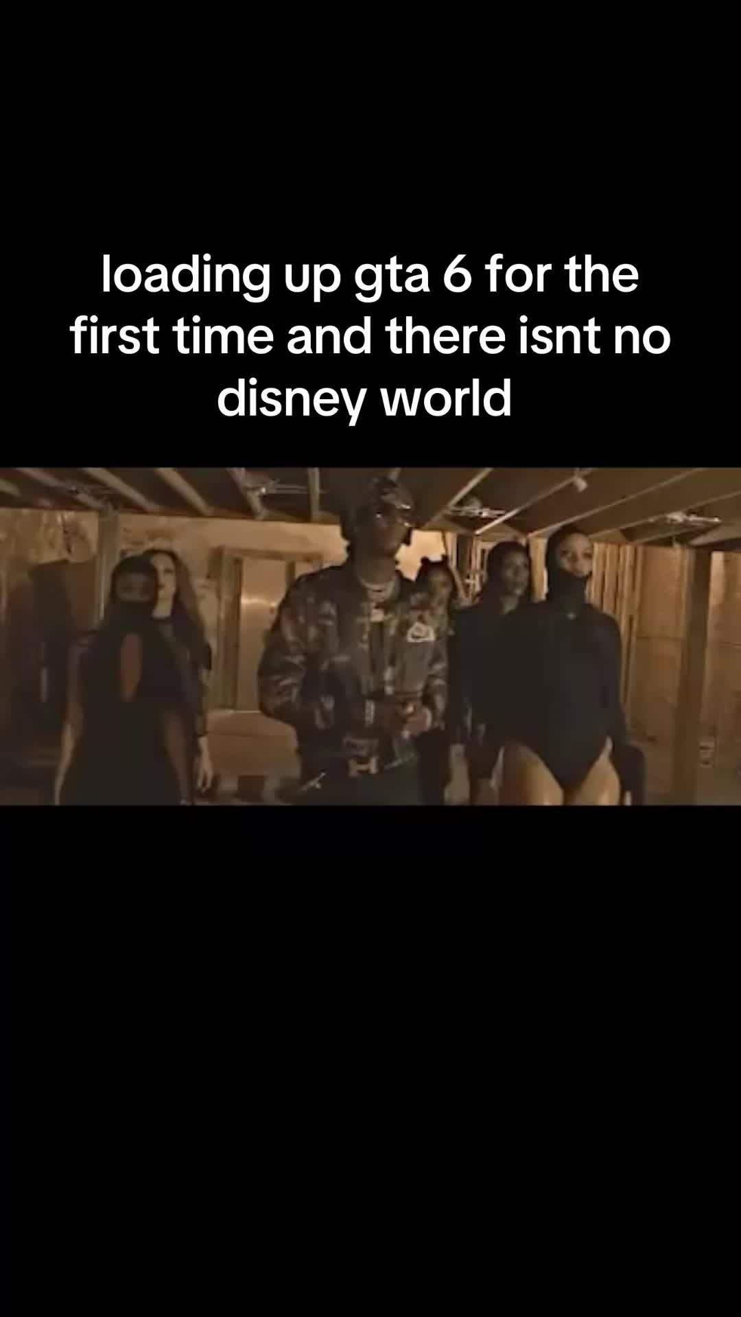 @⃟