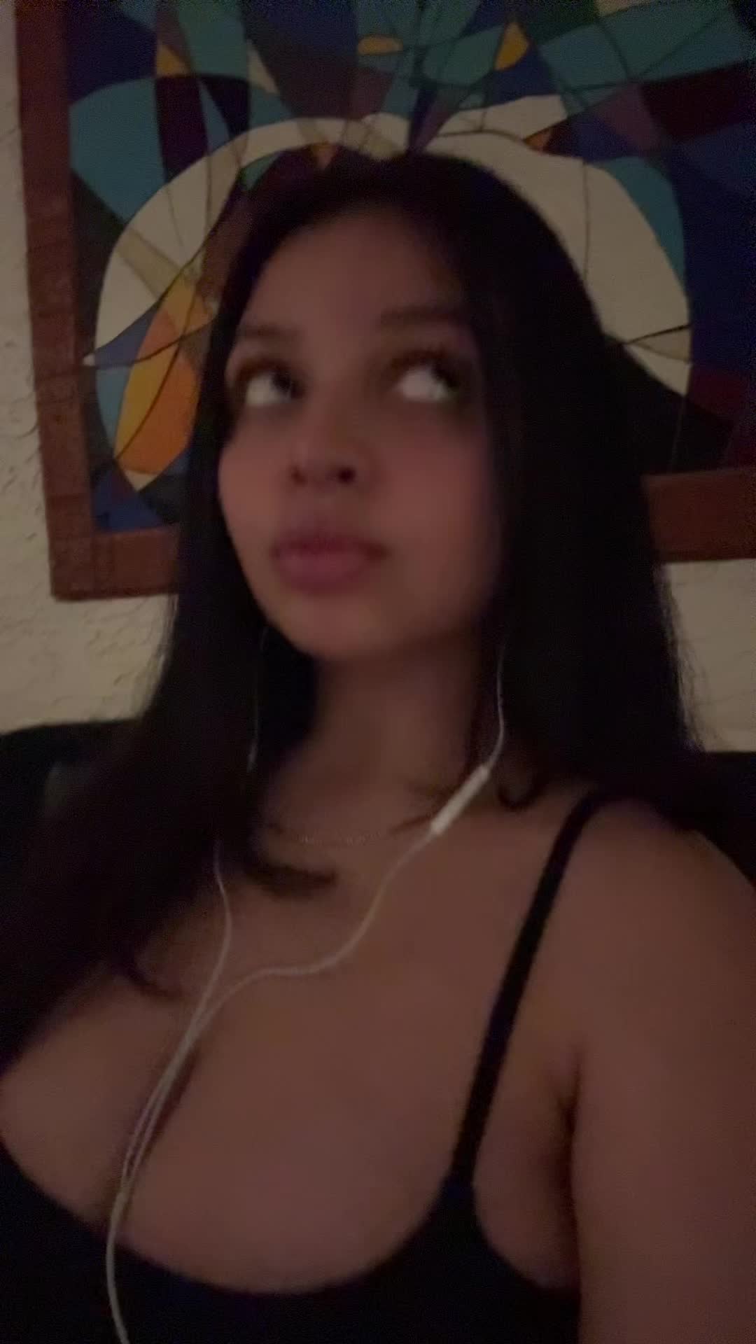 @valeriee