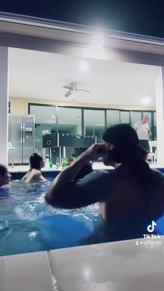 @Ojitos