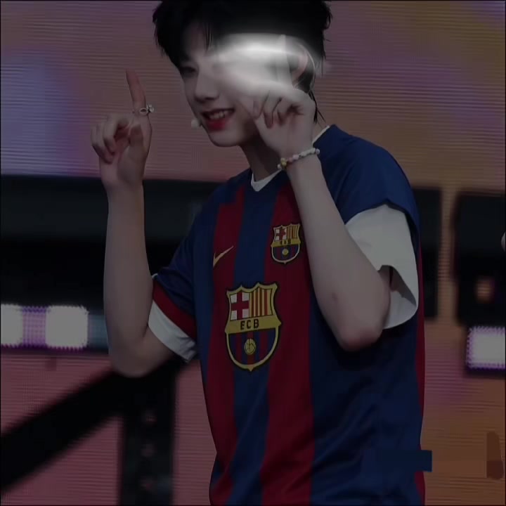 @🇨🇳✨️fan deTF家族喬納森🍁🎀