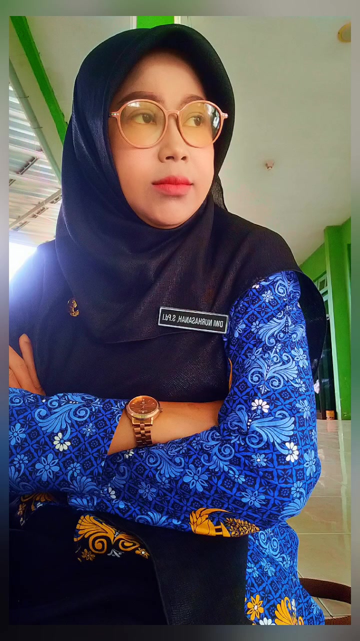@Dwi Aira make up