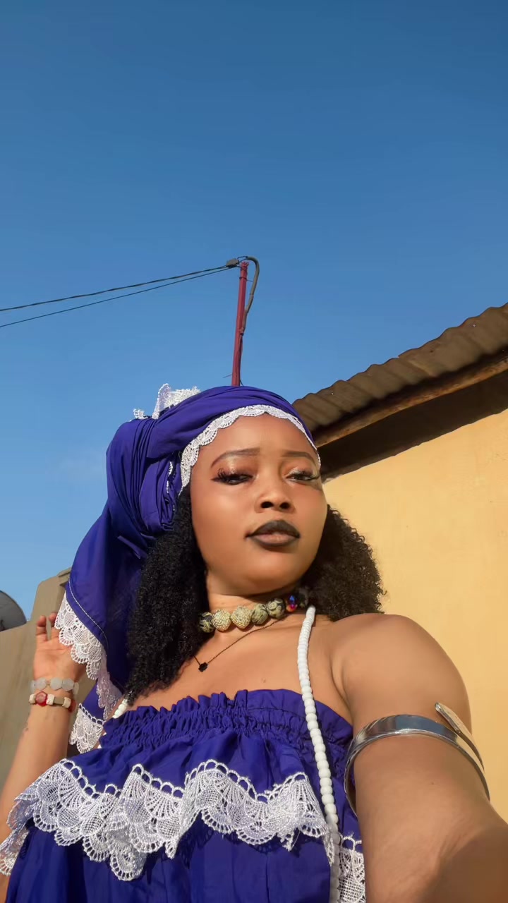 @Rose 🧜🏻&zwj;♀️🦋baby 🌹🍼