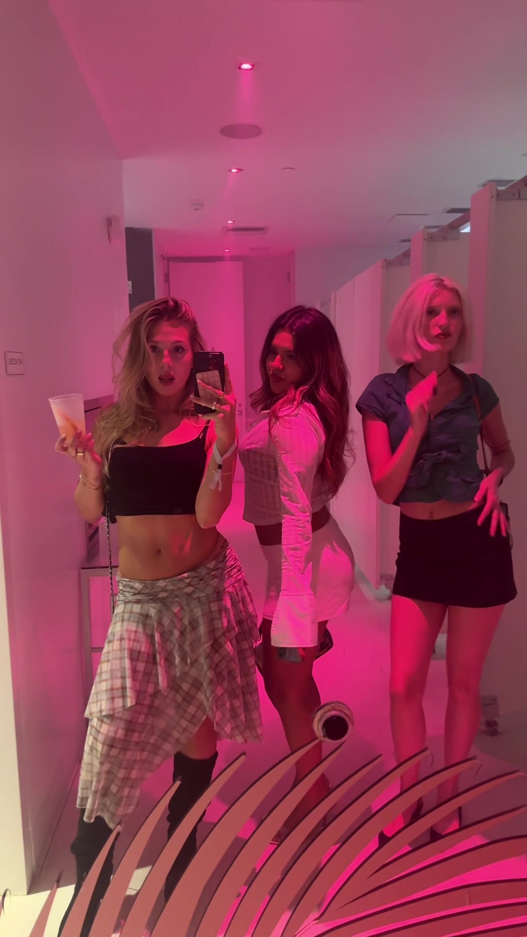 @abryl