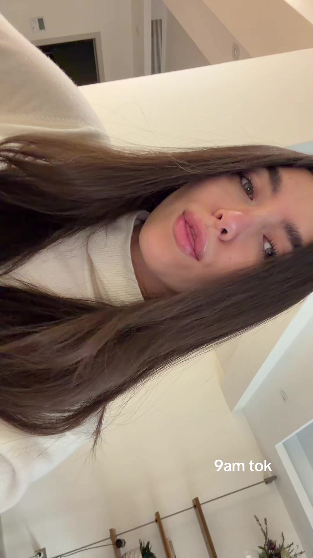 @Mia
