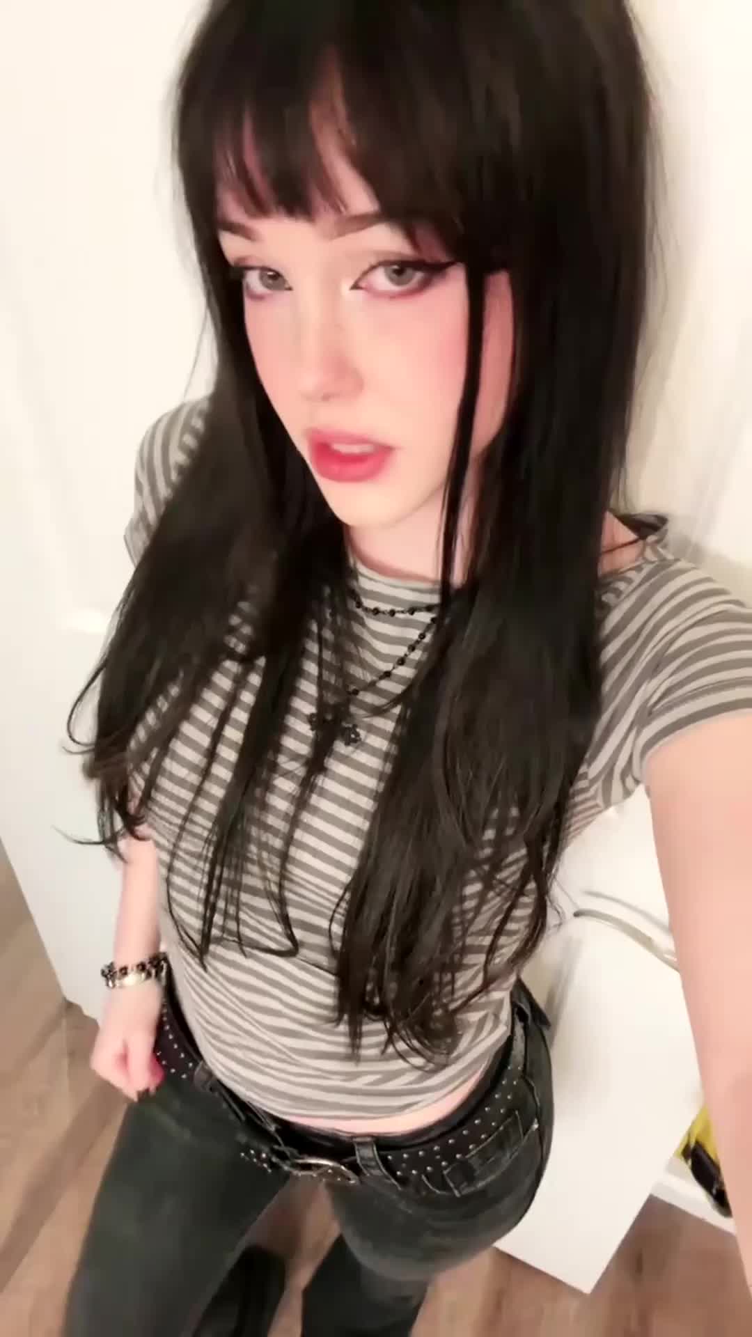 @WrennDelphinia💚