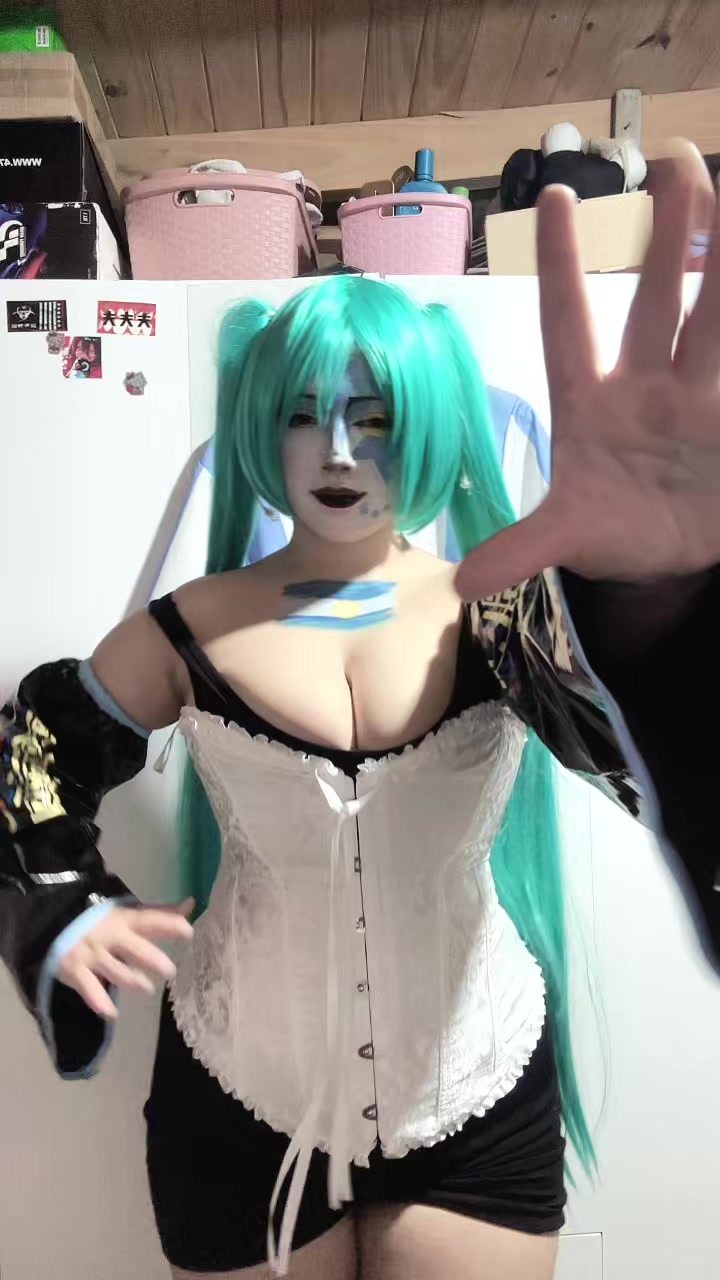 @nixiiiuu