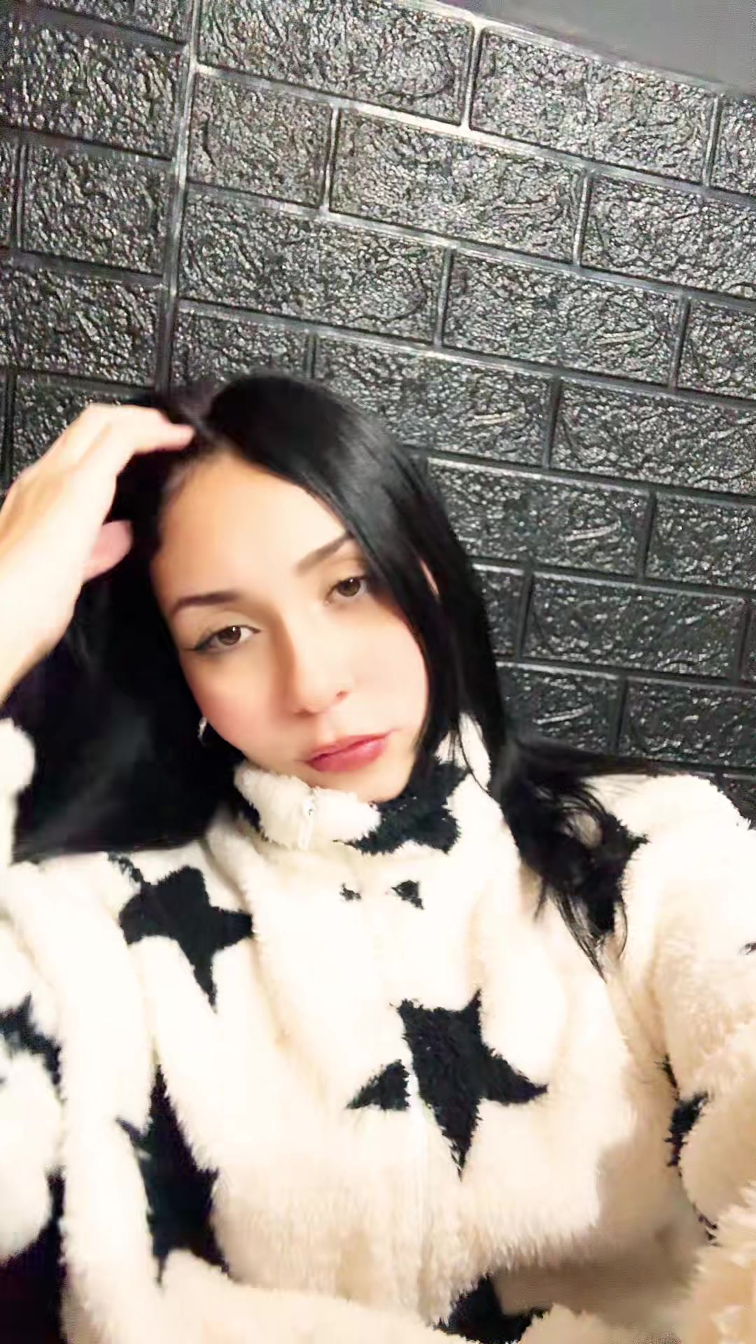 @Yas 🐈⬛🎬