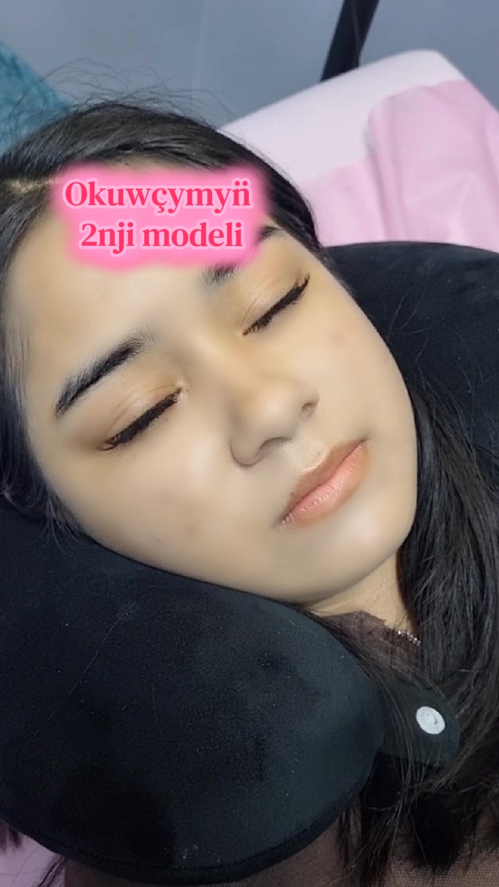 @Leila_lash