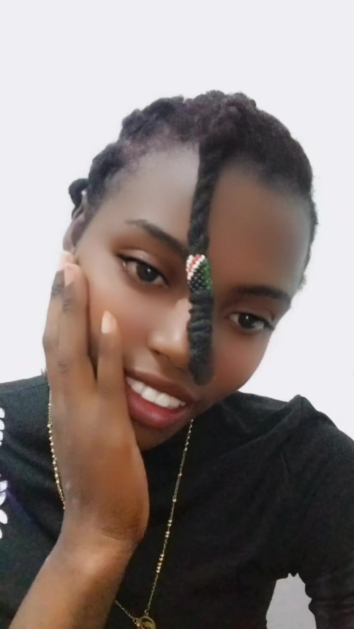 @queen 👑&hearts;️🩷👑