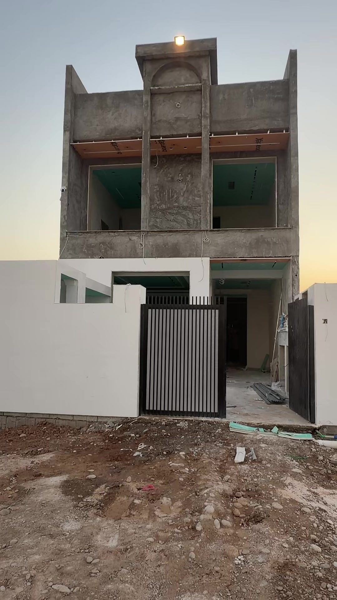 @دیكۆرات دەرباز