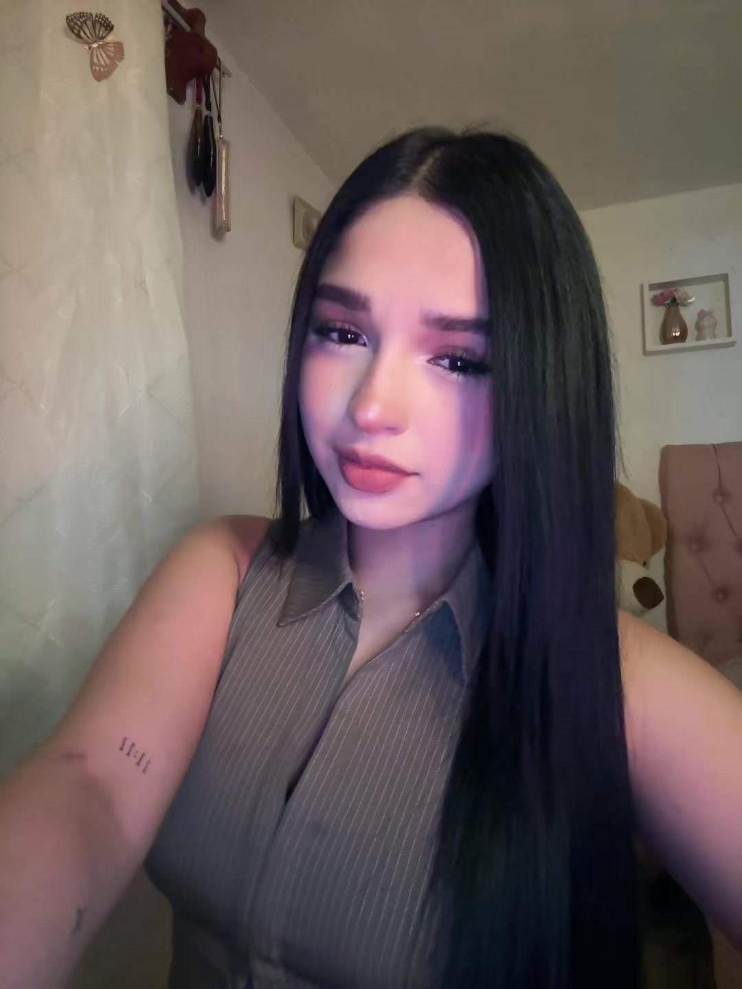 @_.𝘰𝘳𝘰𝘴𝘴𝘰𝘧