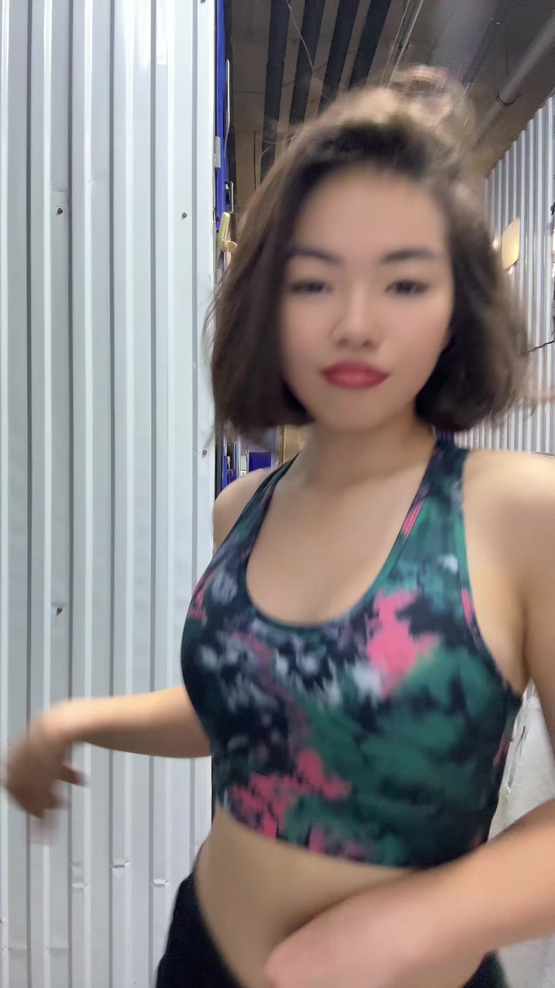 @iriskaa02