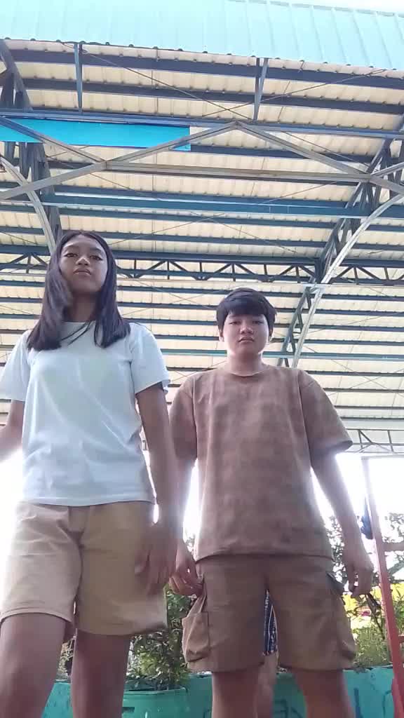 @Nianzyii_mo