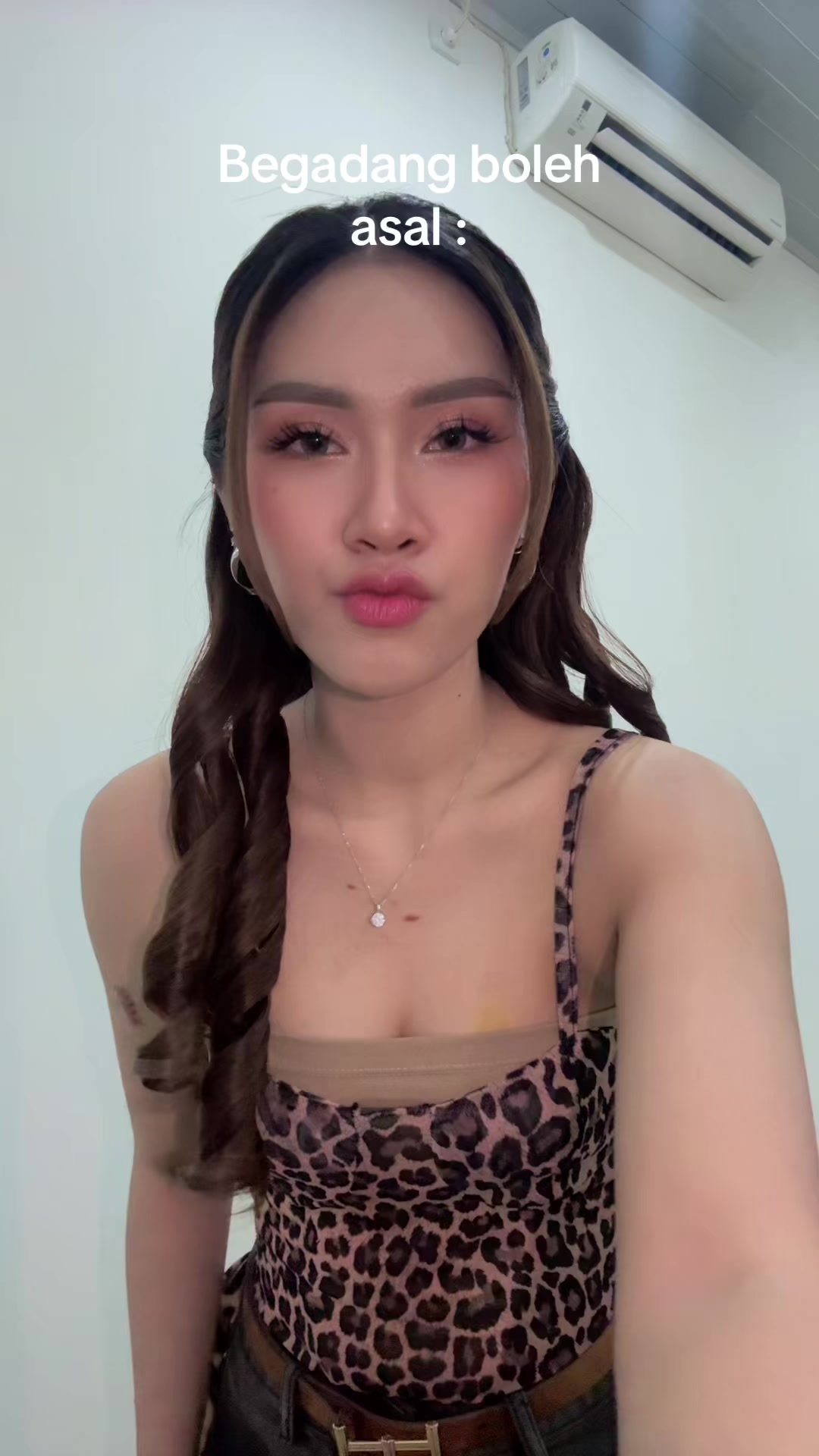 @Sabrina