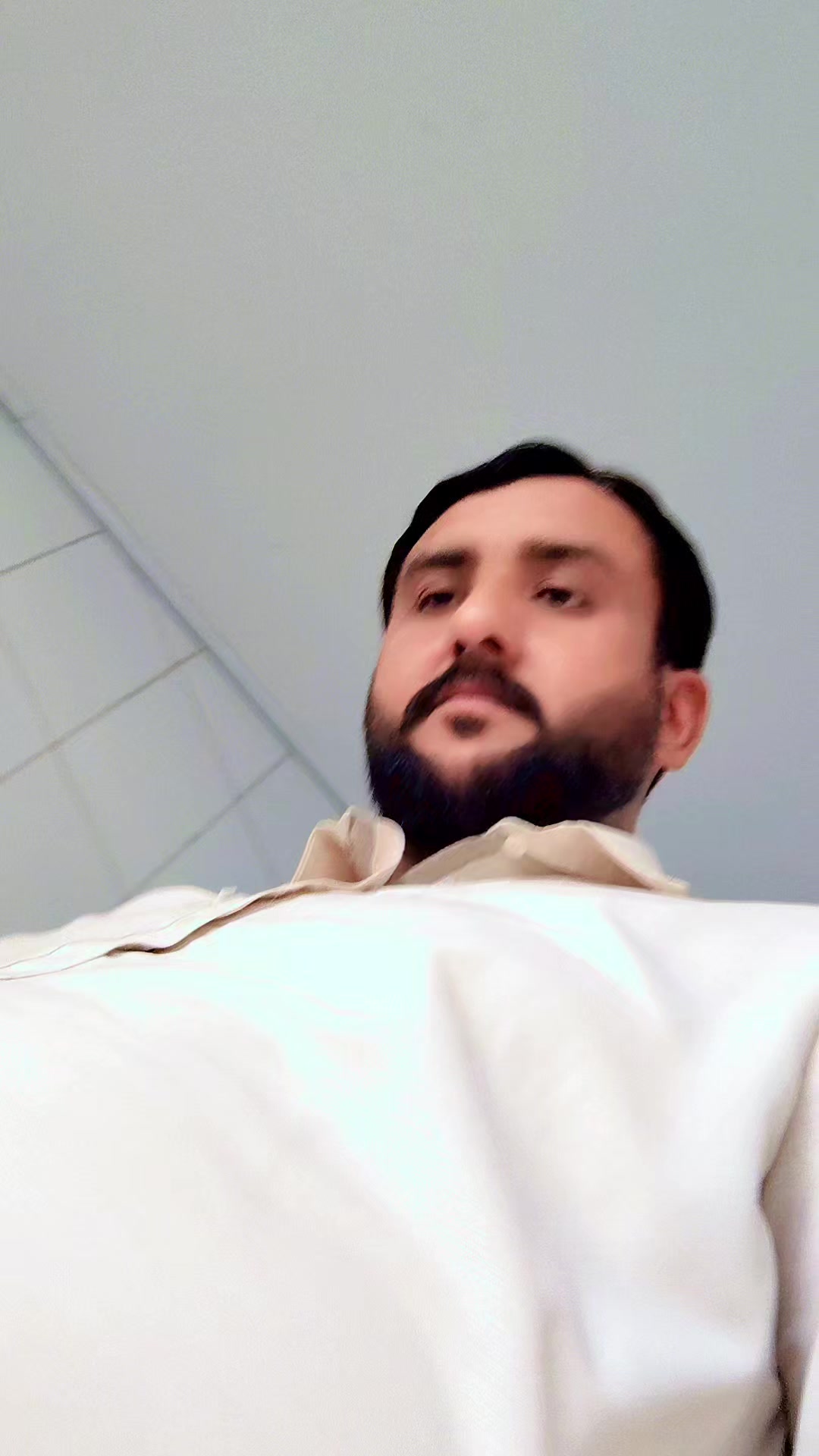 @Naveed Kashmiri 🦁