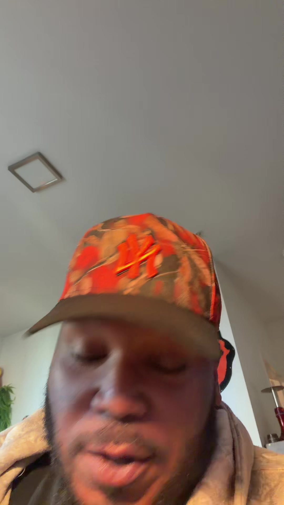 @whoiskingtrivv