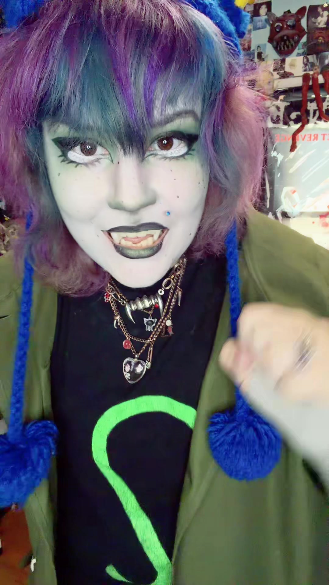 @Frankie :3
